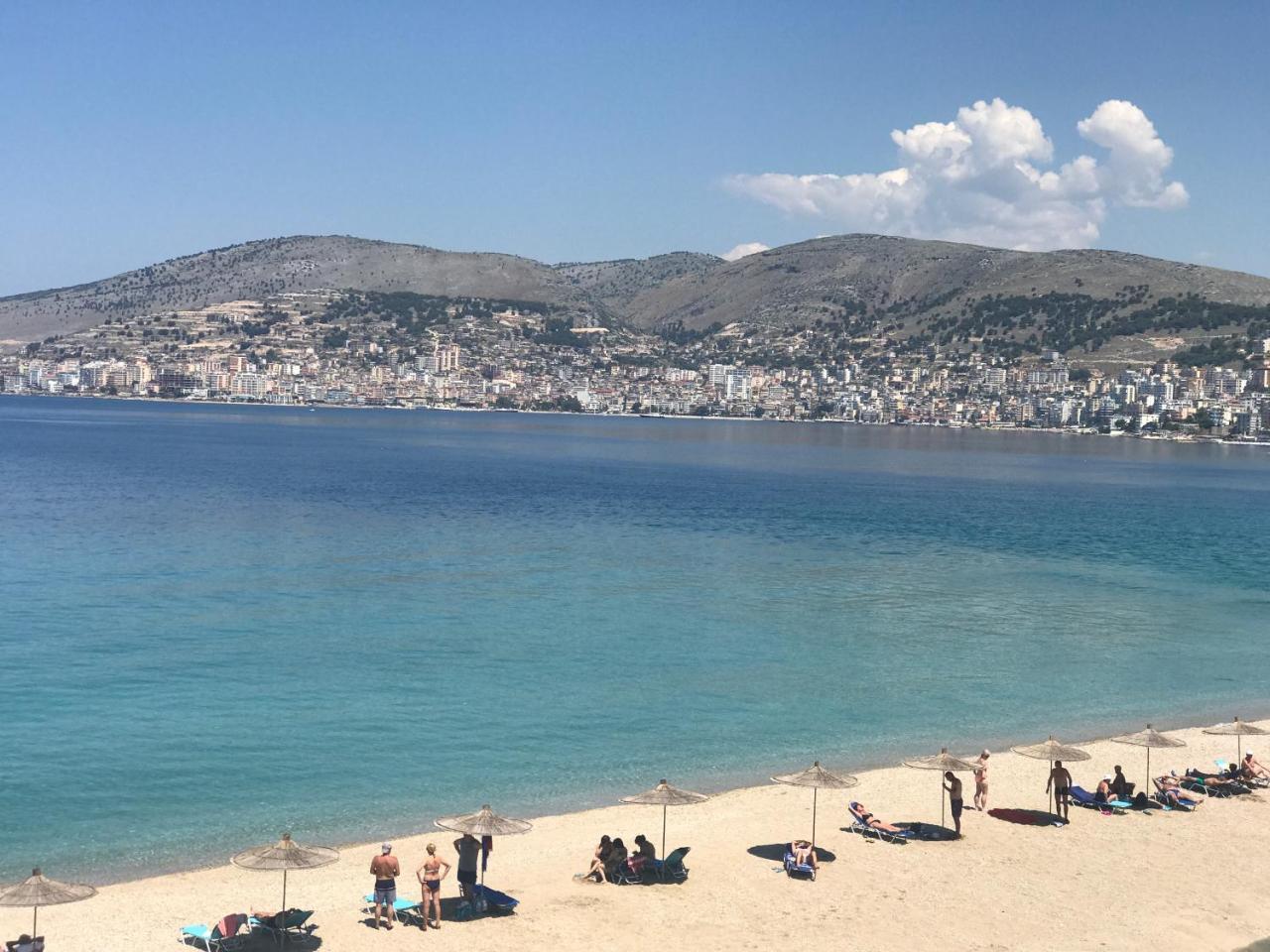 Hotel Dodona Sarandë Exteriör bild