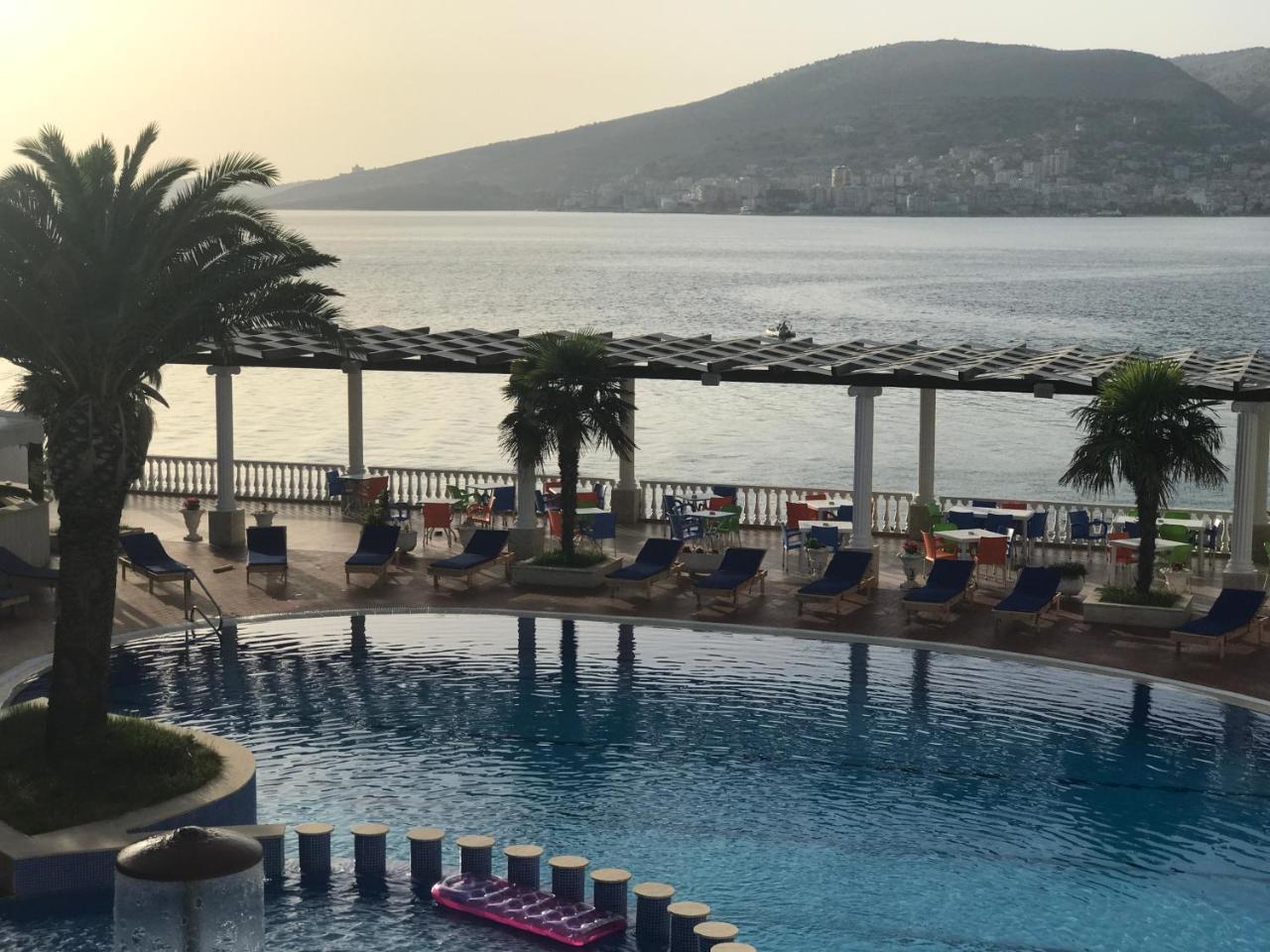 Hotel Dodona Sarandë Exteriör bild